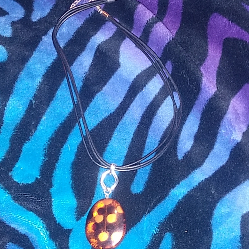 Brown polka dotted pendant necklace